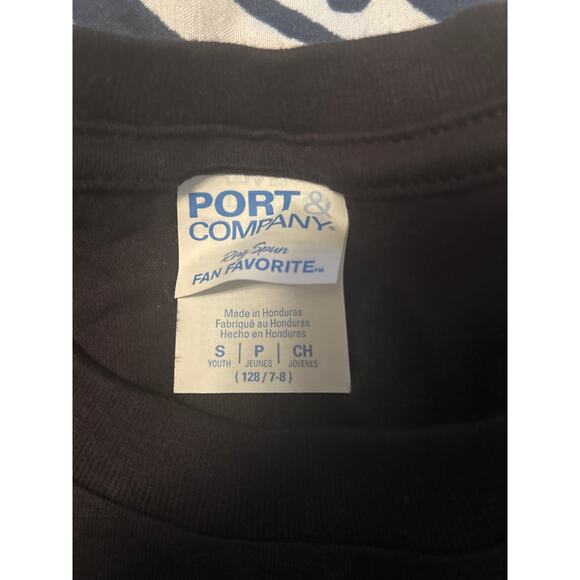 NWT Port & Company Kid's Knight in Training Black T Shirt Size 8 - Picture 2 of 4